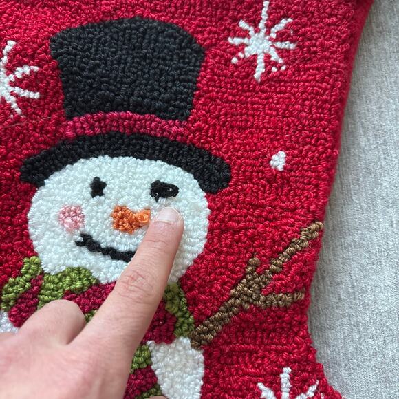 2x Ornate Embroidered Christmas Stockings Set - Picture 6 of 7